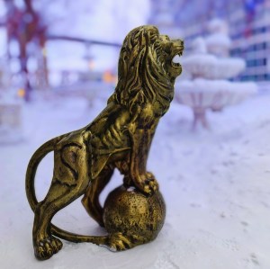 Лев на шаре  (2)